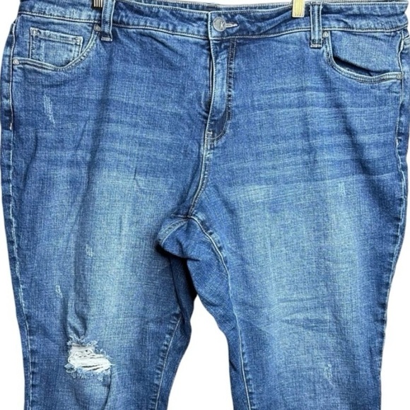 KUT from the Kloth Amy Crop Jeans 20W Plus Size Distressed Stretch Denim Blue - Picture 2 of 6